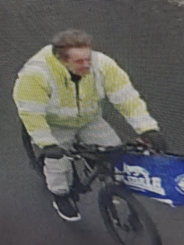 Police hunting racist verbal abuser of children release image