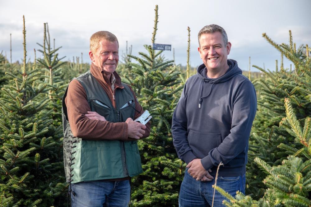 Garden Centre encourages Swindon schools and nurseries to apply for Christmas trees