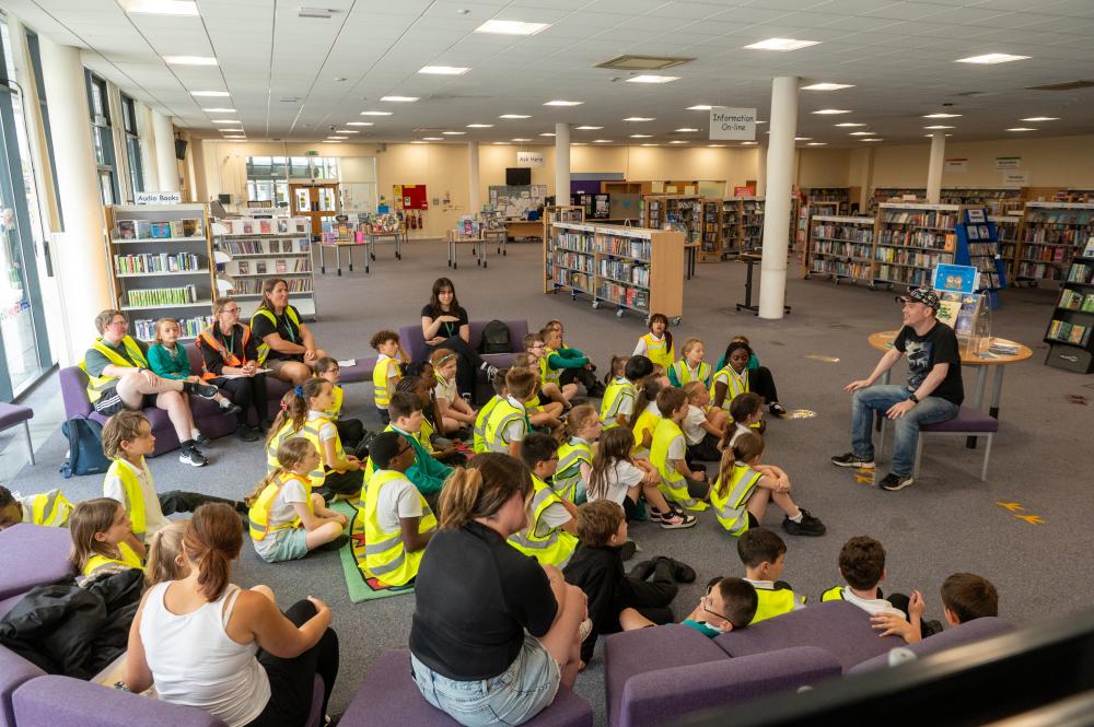 Swindon Orbital celebrates decade of Young Readers Programme