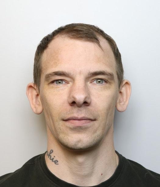 Convicted Swindon fraudster jailed again after stealing identities