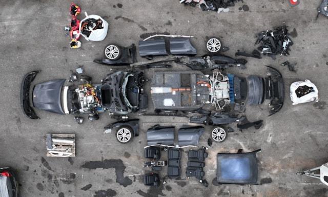 A dismantled Porsche Taycan