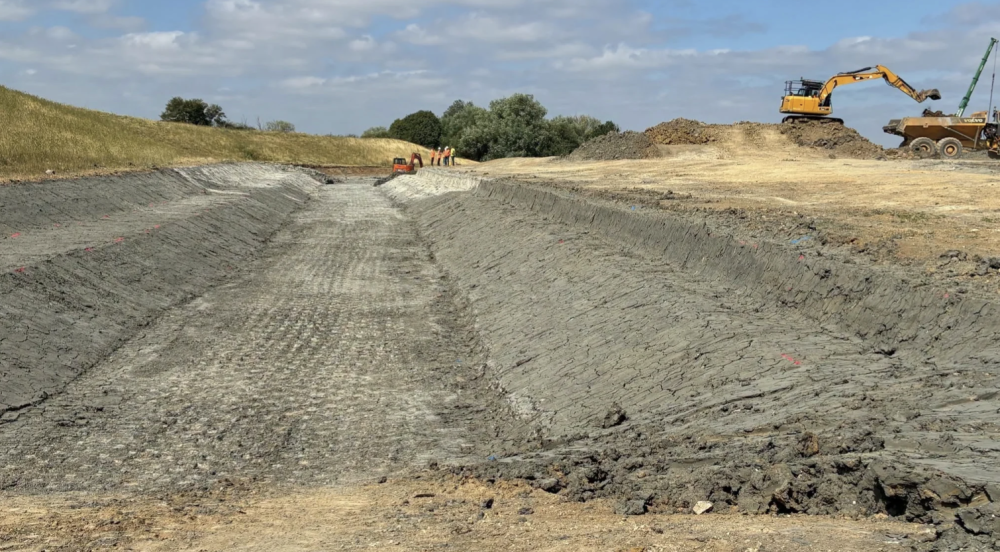 Council says new Wichelstowe canal section taking shape